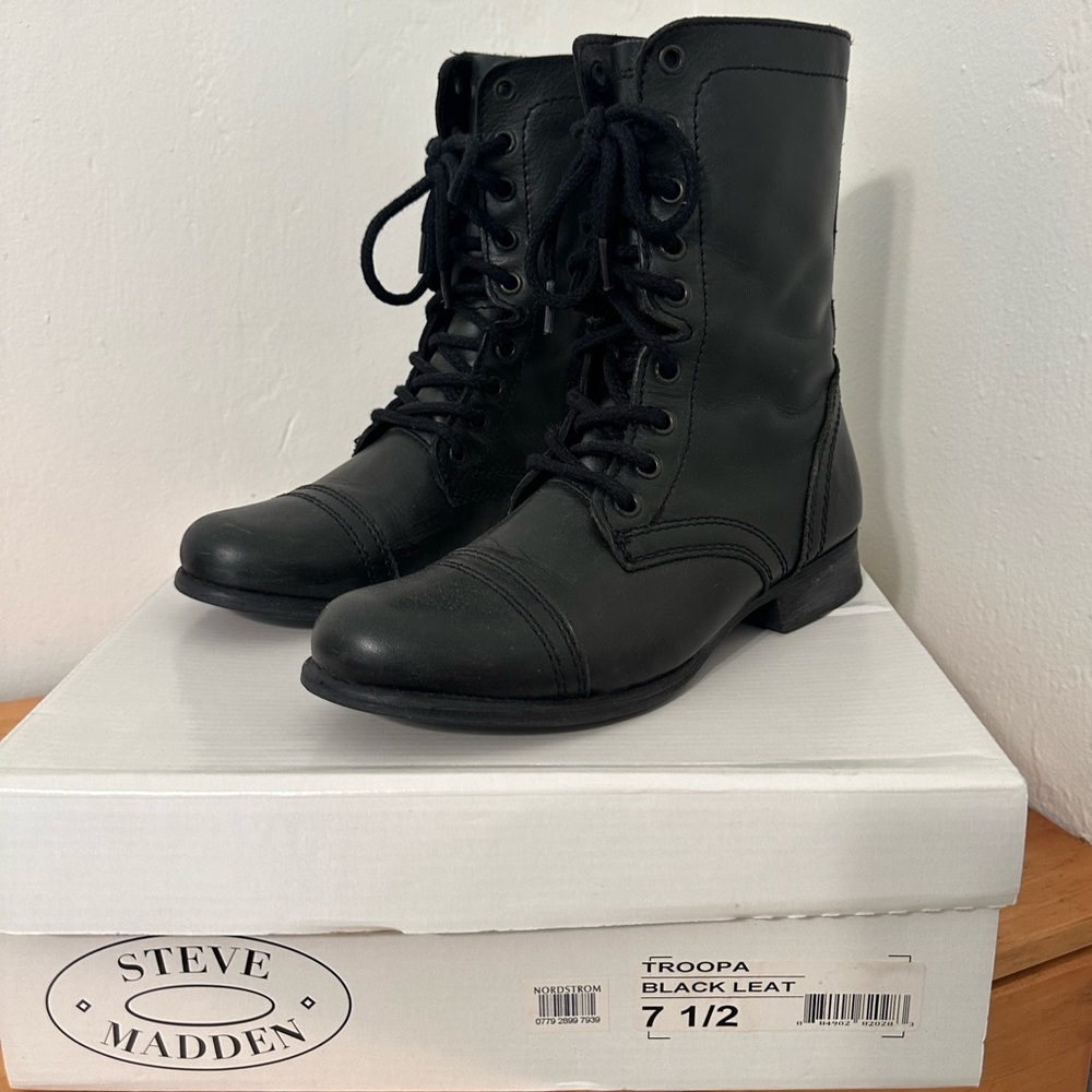 Steve Madden Combat Boots 7.5